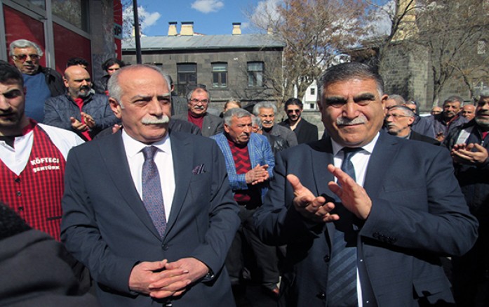 İlhami Aras, CHP Kars Milletvekili A. Adaylığını açıkladı