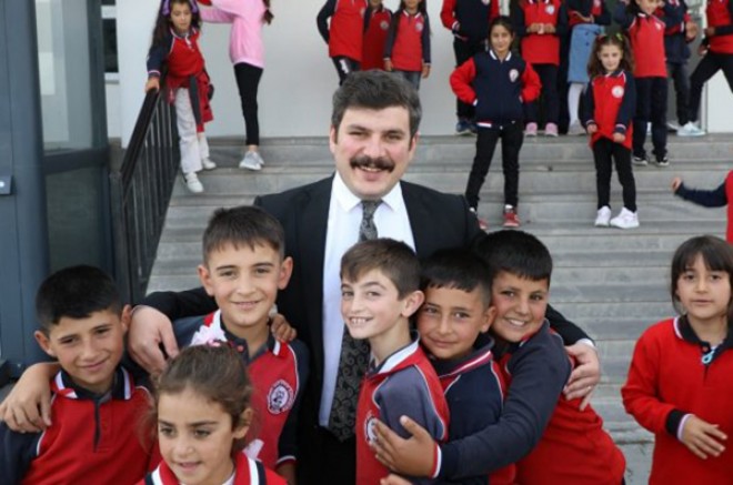 Kars'ta, İlköğretim Haftası kutlama programı düzenlendi