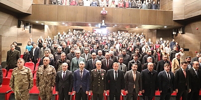 Kars'ta İstiklal Marşı'nın 103.ncü yıldönümü kutlandı.