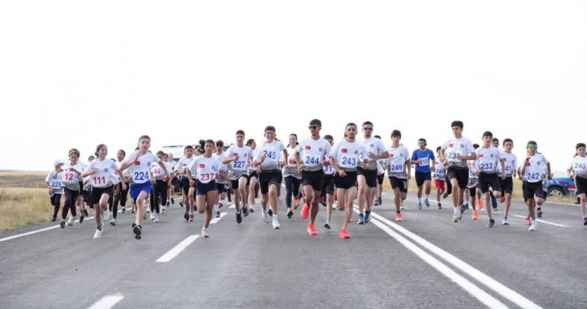 1. Ani Fetih Koşusu Gerçekleştirildi
