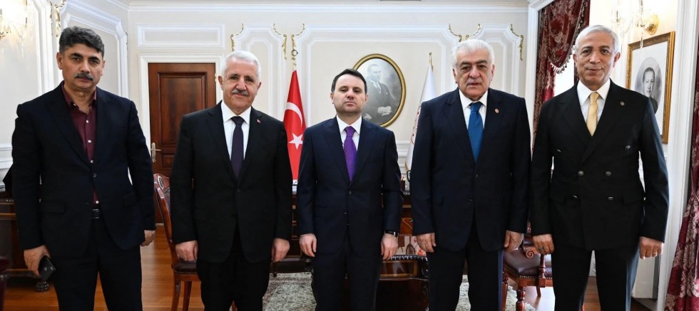 AK Parti Heyetinden Bakan Akın Gürlek’e Hayırlı Olsun Ziyareti