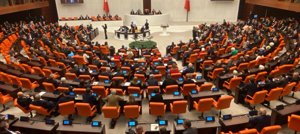 AK Parti’nin TBMM’deki milletvekili sayısı 275 oldu