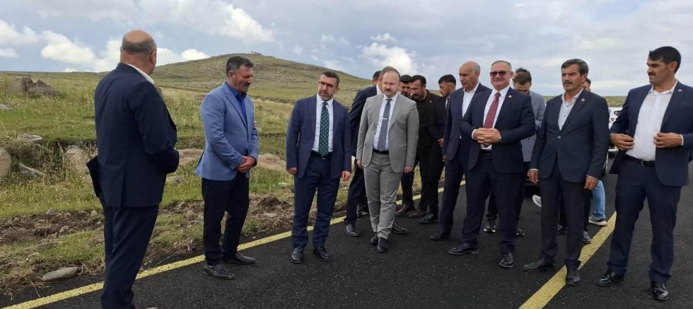 Arpaçay’da Tamamlanan Köy Yolları İncelendi