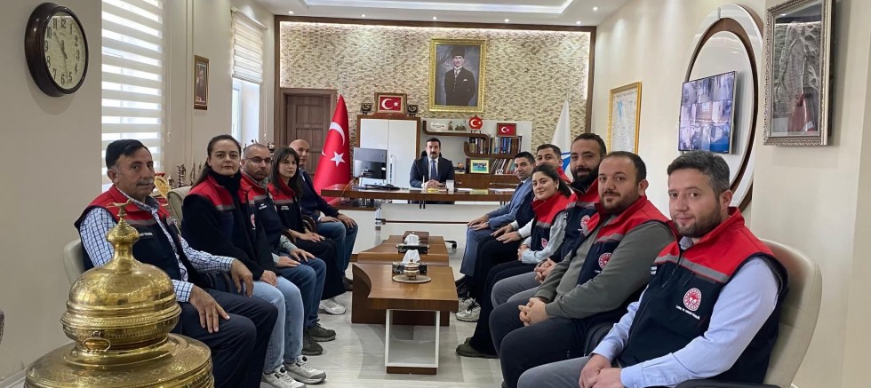 Arpaçay Kaymakamı Akköz, Tarım Müdürlüğü Personelini Taltif Etti