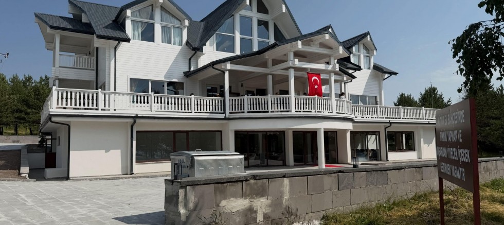 Arpaçay Kütük Ev, Yeniden Kapılarını Hizmete Açtı