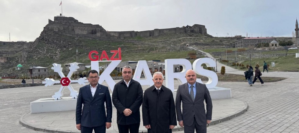 Bakan Ahmet Arslan Kars’ta