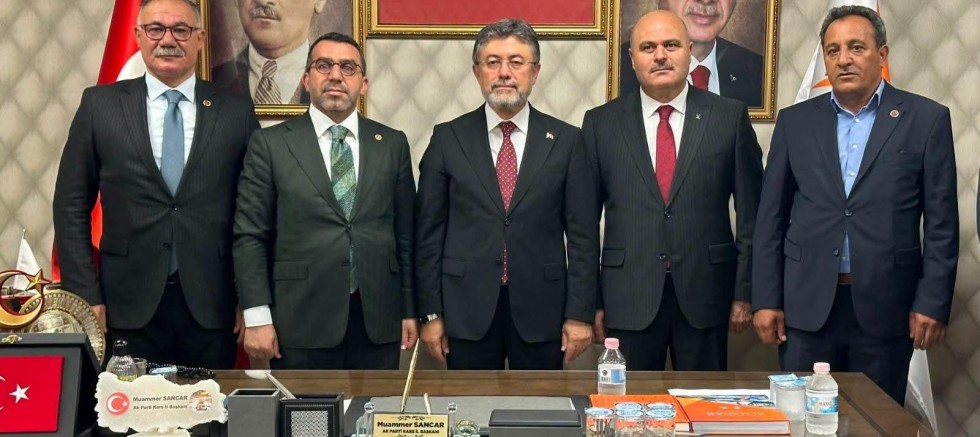 Bakan Yumaklı AK Parti Kars İl Başkanlığını Ziyaret Etti