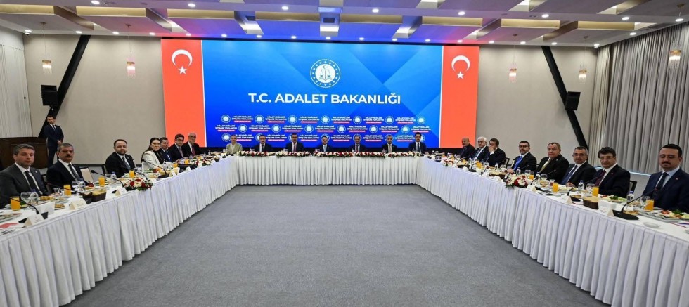 Çalkın, “Doğu Anadolu Bölgesi Milletvekilleri İstişare Toplantısı”na katıldı