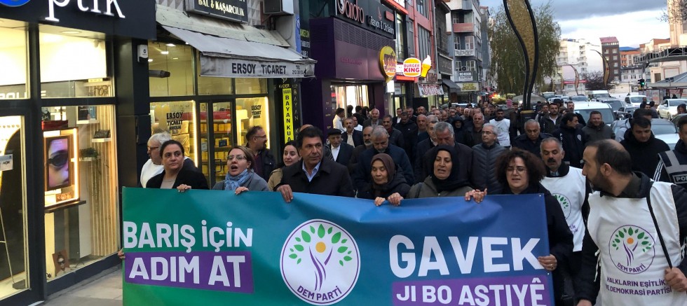 DEM Parti Kars’ta: 