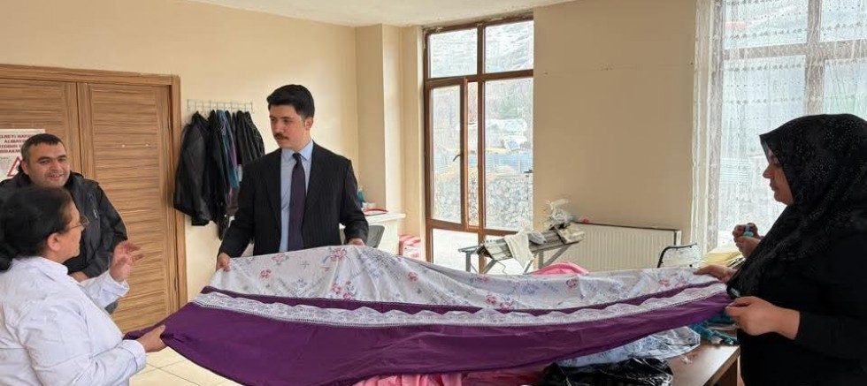 Digor Kaymakamı Kahraman kursları yerinde inceledi