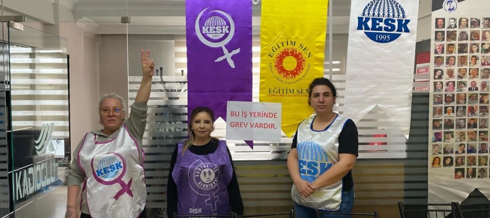Eğitim-Sen çalışanları grevde: TİS görüşmeleri tıkandı, eylem başladı