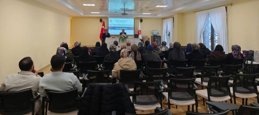 Geçici öğreticilere yönelik hizmet içi eğitim semineri başladı