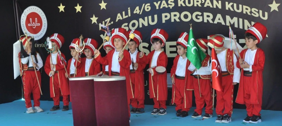 Hz. Ali 4-6 Yaş Kur’an Kursu’nda coşkulu kapanış programı