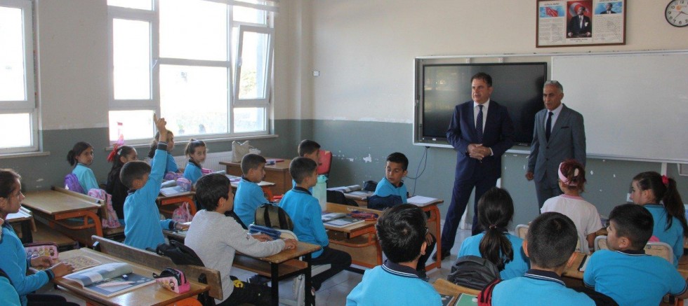 İl Millî Eğitim Müdürü Vasıf Munis, Öğrencilerle Buluştu