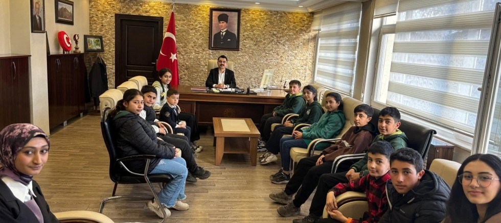 İncesu Köyü Öğrencilerinden Kaymakam Tutal’a Anlamlı Ziyaret
