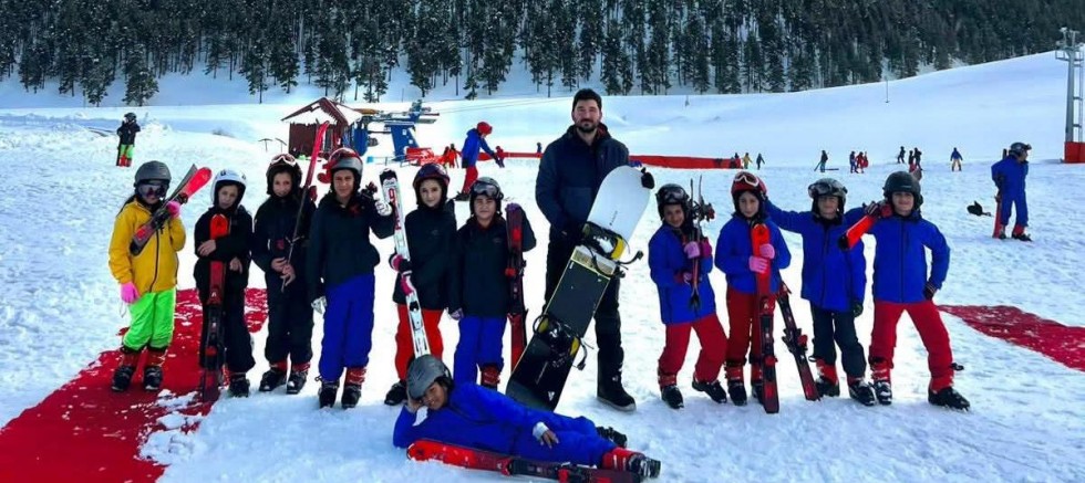 “Kafkas Projesi Karın Yıldızları” ile minikler kayakla buluştu