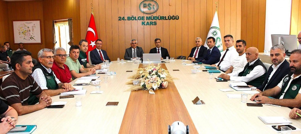 Kars DSİ Bölge Müdürlüğü'nde değerlendirme toplantısı düzenlendi