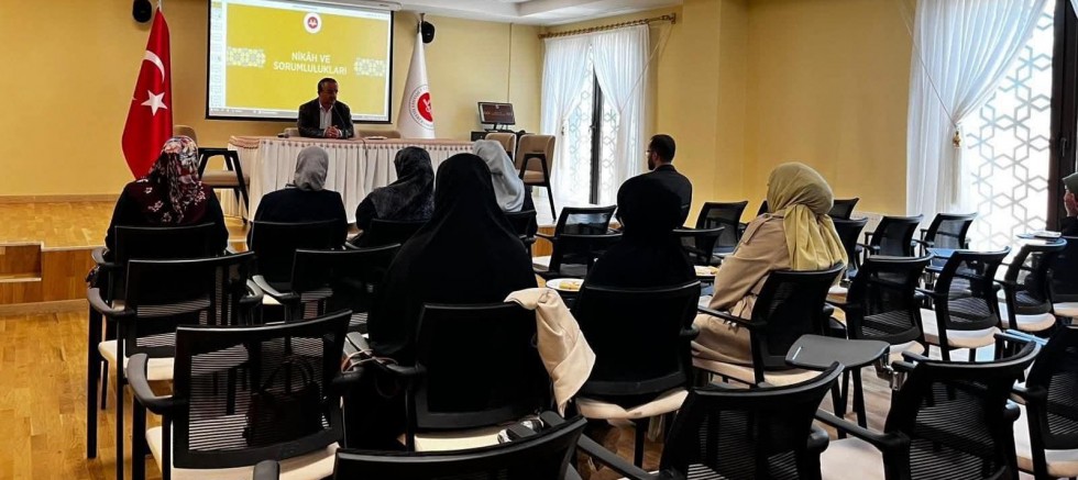 Kars İl Müftülüğü Evliliğe İlk Adım Semineri Düzenledi