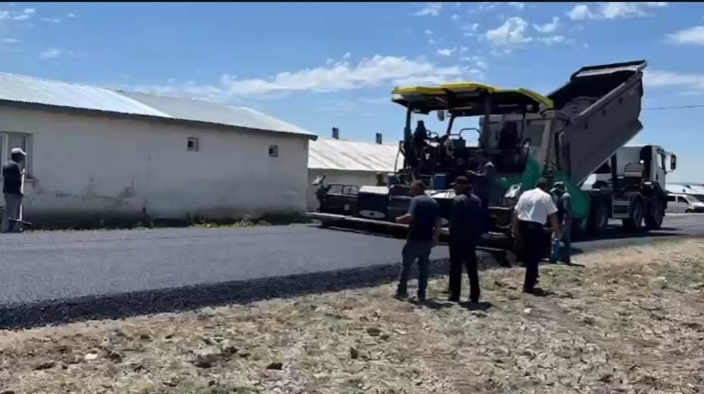 Kars İl Özel İdaresi'nden Yol Seferberliği