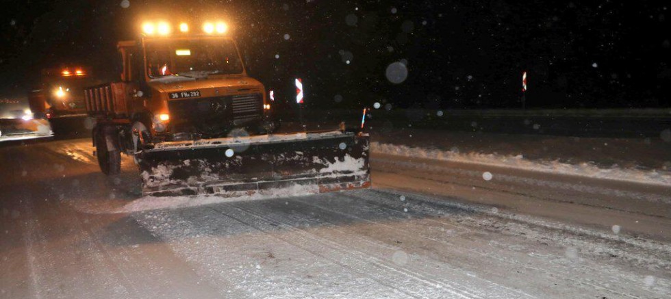 Kars’ta 12 köy yolu ulaşıma kapandı