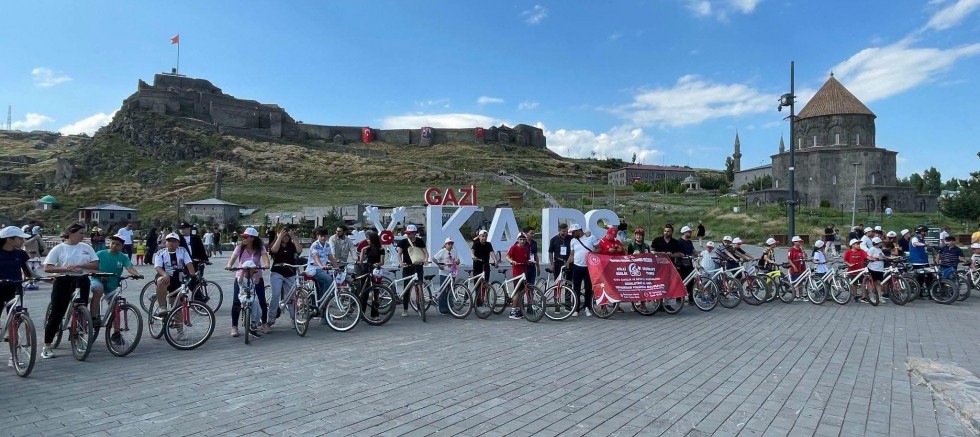 Kars'ta 15 Temmuz Anısına Bisiklet Turu Düzenlendi
