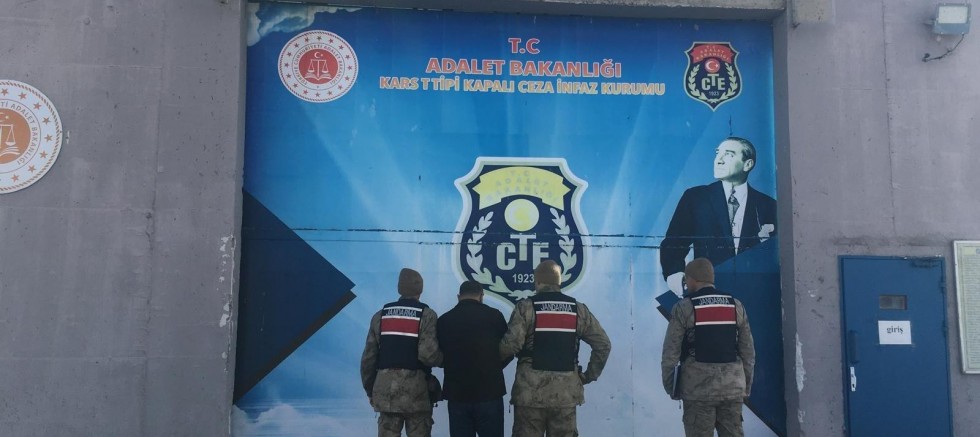 Kars’ta 38 Yıl 9 Ay Hapis Cezası Bulunan Şahıs Yakalandı