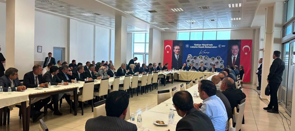 ​Kars’ta “Çalışma Hayatı Buluşmaları” gerçekleştirildi