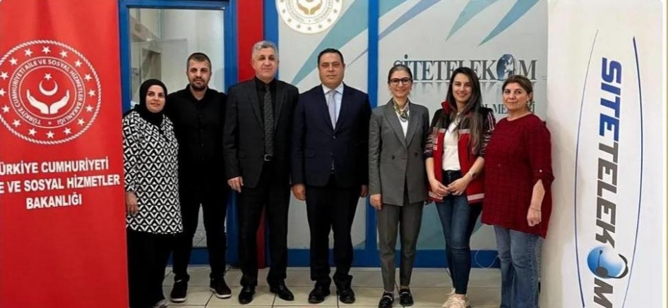 Kars'ta Engelliler Haftası dolayısıyla çağrı merkezlerine ziyaret
