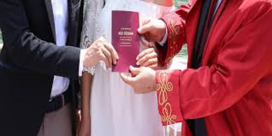 Kars'ta Evlilikler Azaldı, Boşanmalar Arttı