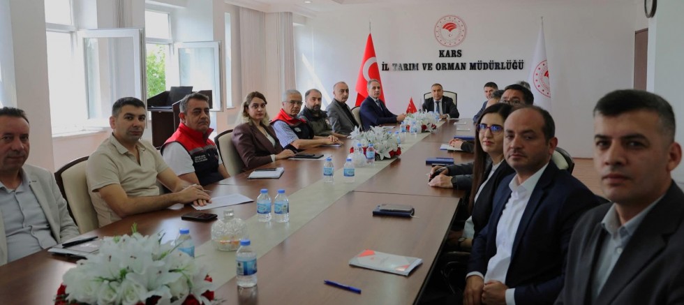 Kars'ta hayvancılik faaliyetleri ve projeler ele alındı
