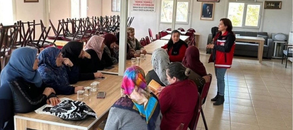 Kars’ta Kadına Yönelik Şiddetle Mücadele İçin Bilgilendirme Çalışması