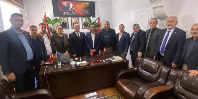 Kars’ta Muhtarlardan MHP İl Başkanlığı’na Ziyaret