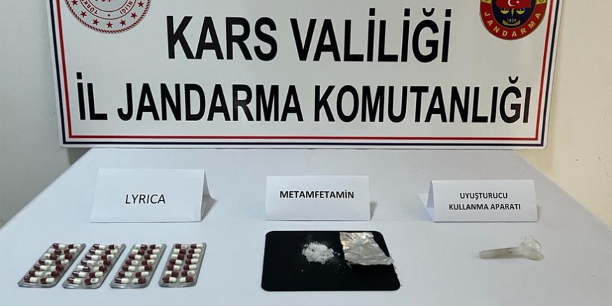 Kars’ta polisin durdurduğu araçlardan neler çıktı neler