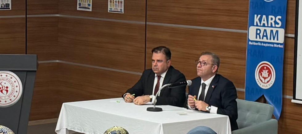 Kars’ta Rehber Öğretmenler Toplantısı Gerçekleştirildi