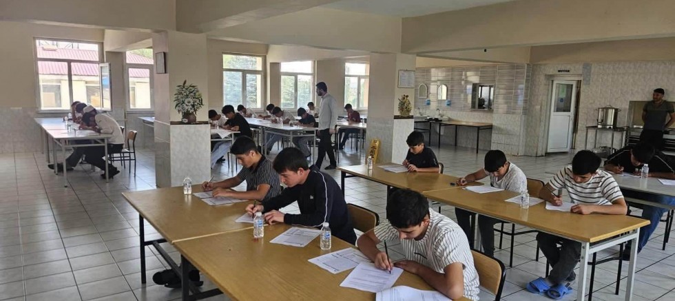 Kars’ta Tecvid ve Meal Sınavları Gerçekleştirildi