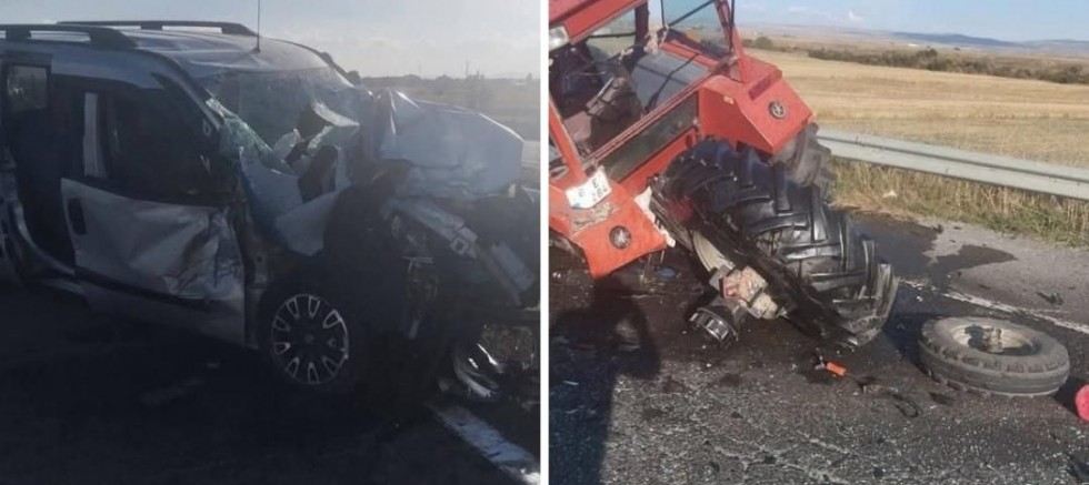 Kars'ta Traktörle çarpışan araçta 6 kişi yaralandı