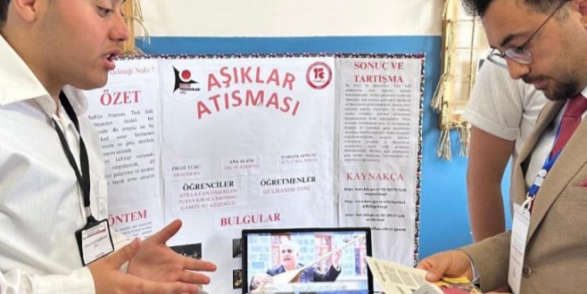 Kars'ta TÜBİTAK 4006-B Bilim Fuarı büyük ilgi gördü