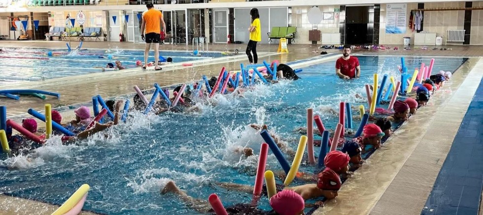 Kars'ta Yüzme Antrenmanları Tüm Hızıyla Sürüyor