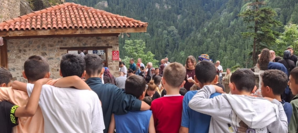 Kars’tan Çocuklara Karadeniz Gezisi