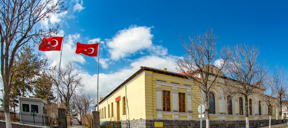 Kars Valiliği, vali yardımcılarının görev dağılımı belirlendi