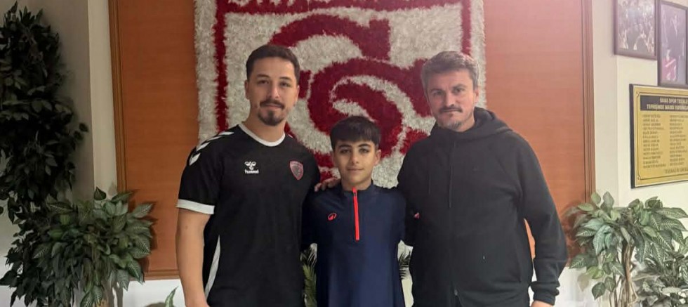 Karslı Futbolcu Yusuf Efe Yusufoğlu Sivasspor’a Transfer Oldu