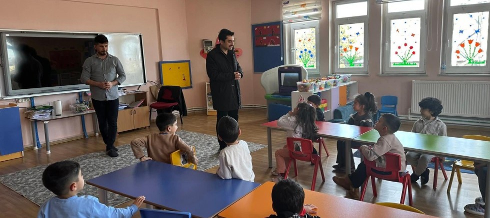 Kaymakam Tutal'dan Susuz anaokulu'na ziyaret