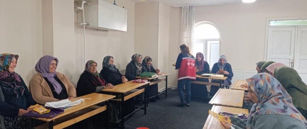 Kur’an Kurslarında Erken Yaşta Evliliklerle Mücadele Eğitimi