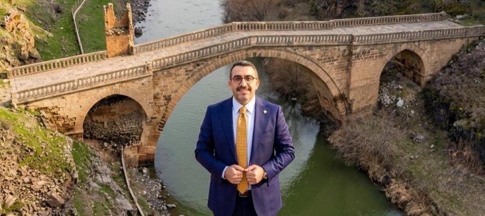 Milletvekili Çalkın, 