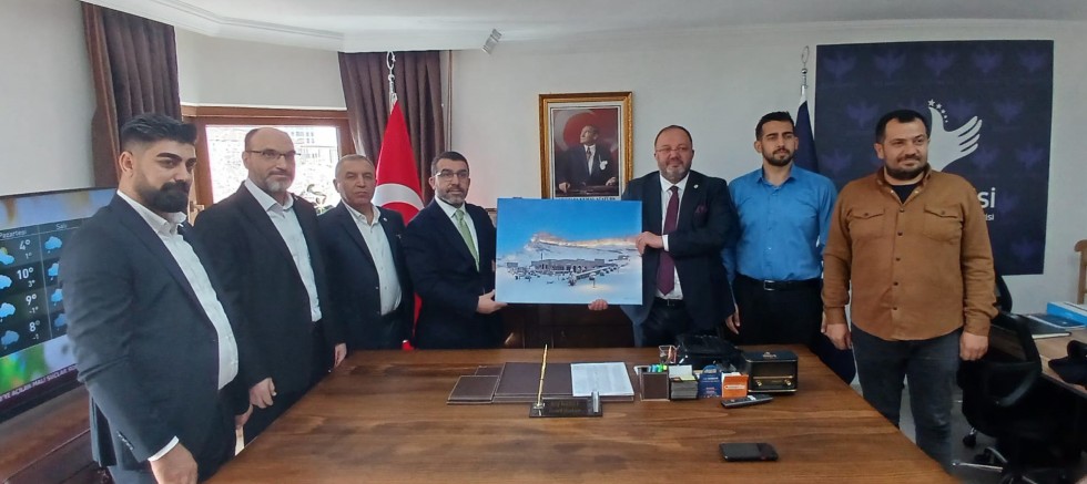 Milletvekili Çalkın'dan Türkiye'nin Sesi Altınçağ Partisi'ne ziyaret