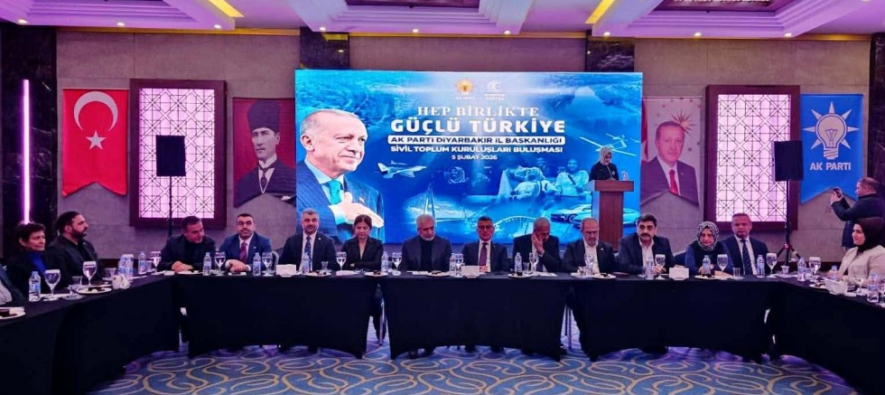 Milletvekili Çalkın, depremin üçüncü yılında Diyarbakır’da