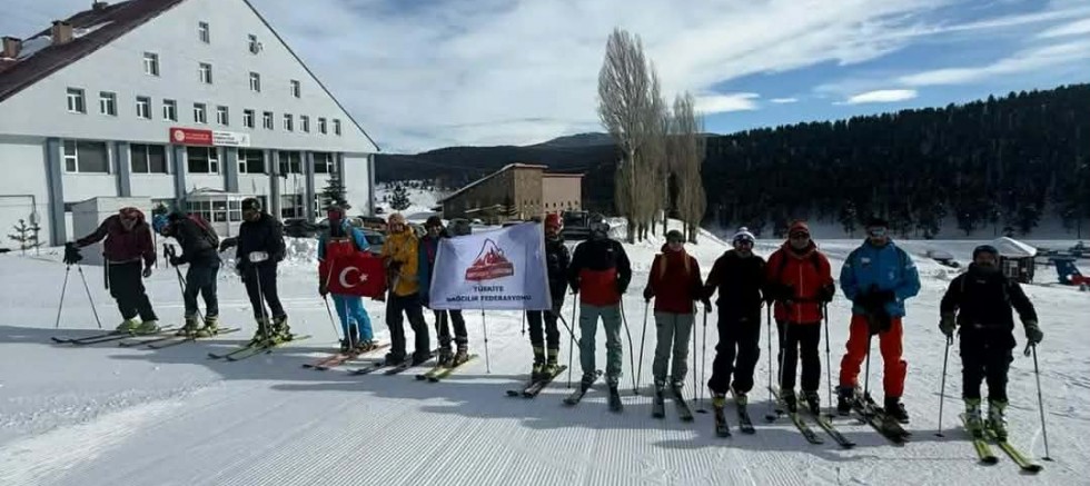 Sarıkamış’ta Dağ Kayağı Eğitimleri Başarıyla Tamamlandı