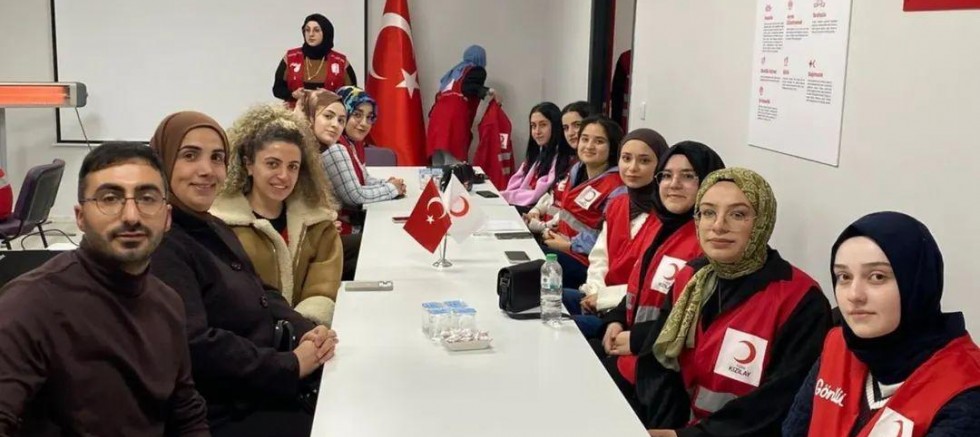 Serhat Yurdu Öğrencilerinden Kızılay’da Gönüllülük Çalıştayı