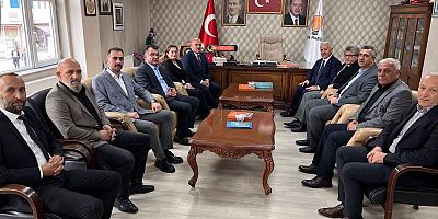 Ahmet Arslan’dan AK Parti Kars İl Başkanlığına Ziyaret