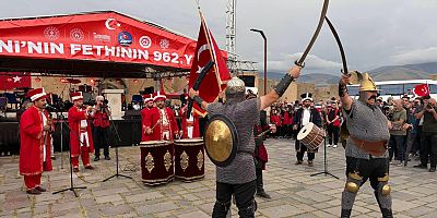 Ani’nin Fethi'nin 962. yılı coşkuyla ve özel gösterilerle kutlandı